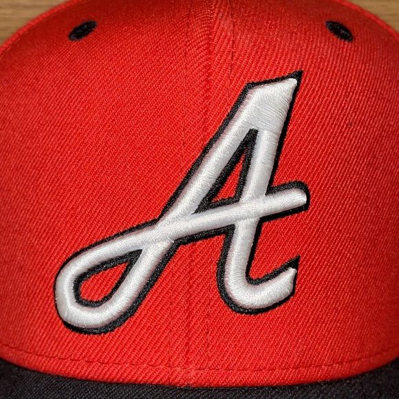 Atlanta Braves Adidas MLB Climalite Adjustable Strap Hat Cap Red Embroidered - Picture 3 of 11